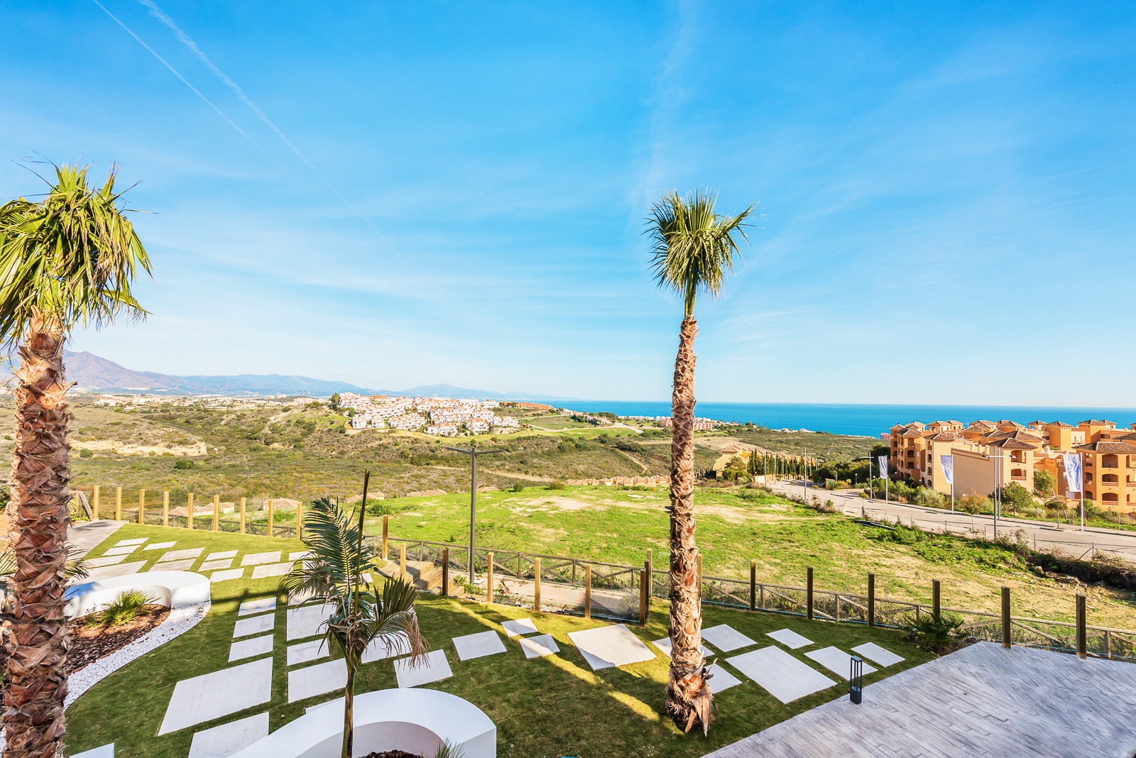 APARTMENT – MANILVA